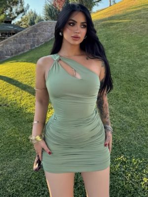 Summer Solid Color One-Shoulder Pleated Dress