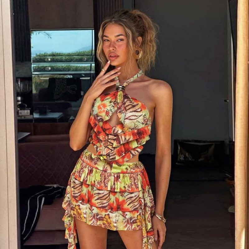 Women’s Summer Backless Halter Lace Up Dress