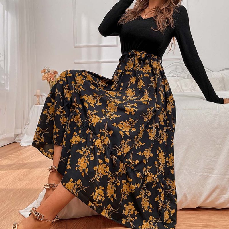 Women's Summer Travel V-Neck Floral Midi Dress - Image 4