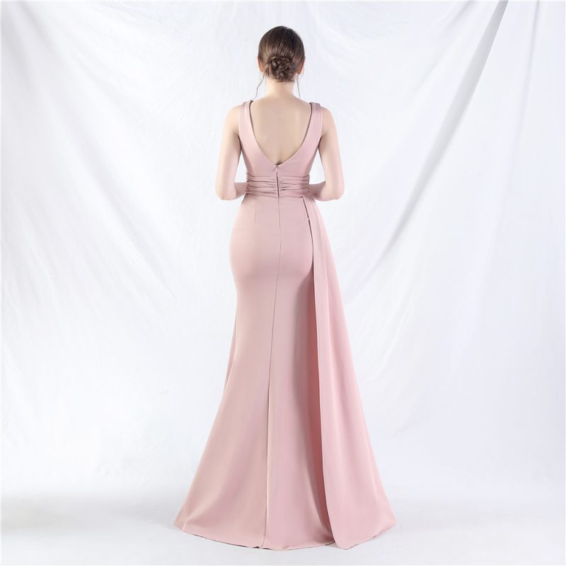 Elegant Satin Evening Dress with Pleated Detailing - Image 3