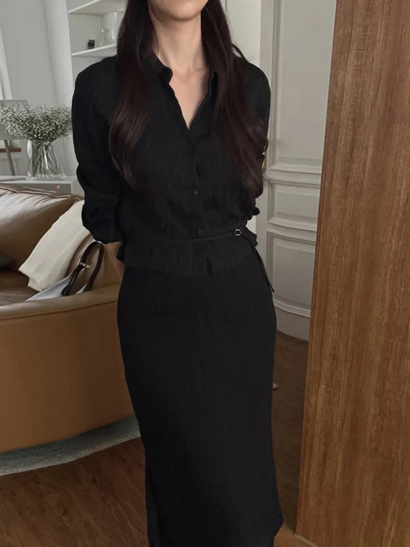 Women's Korean Style Autumn Set Long Sleeve Top and High Waist Skirt Two-Piece Outfit - Image 4