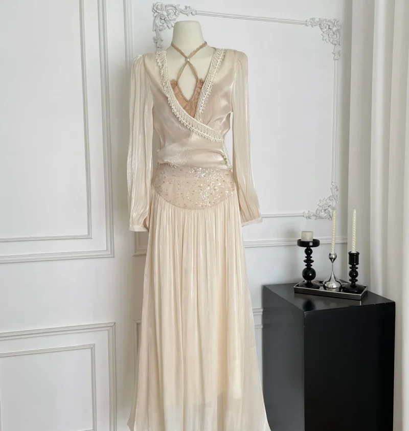 French Retro Lace Cardigan & Skirt Set Women - Image 4