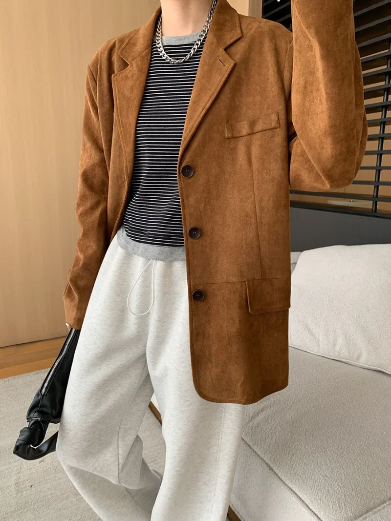 Vintage Chic Suede Blazer Jacket - Image 5