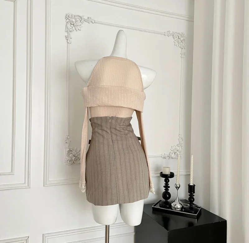 Elegant White Off-Shoulder Slim Fit Knit Set - Image 4