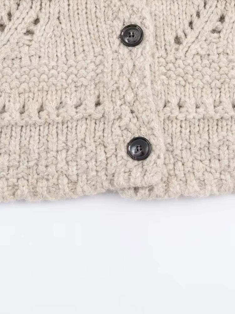 2025 Autumn Hollow-Out Cropped Knit Sweater - Image 7