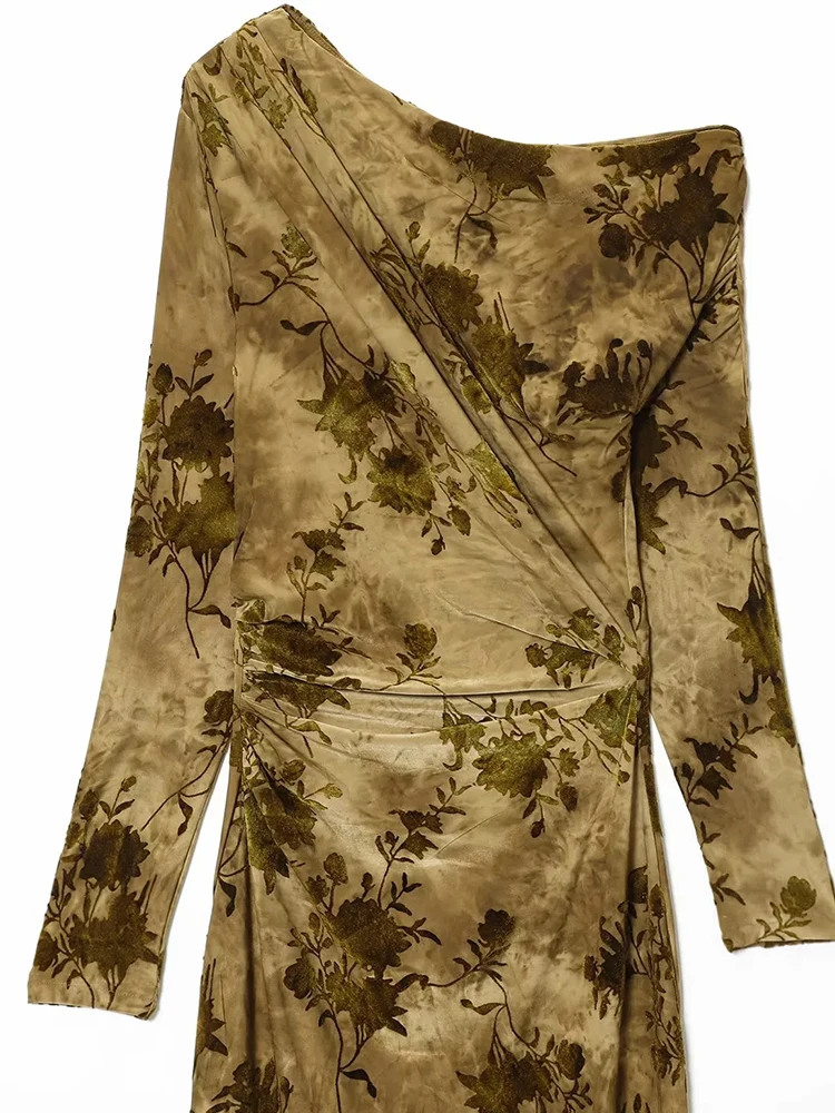 Women’s Velvet One-Shoulder Maxi Dress - Image 4