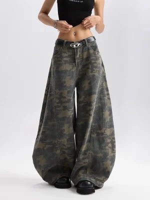 Retro Camo High-Waisted Streetwear Jeans