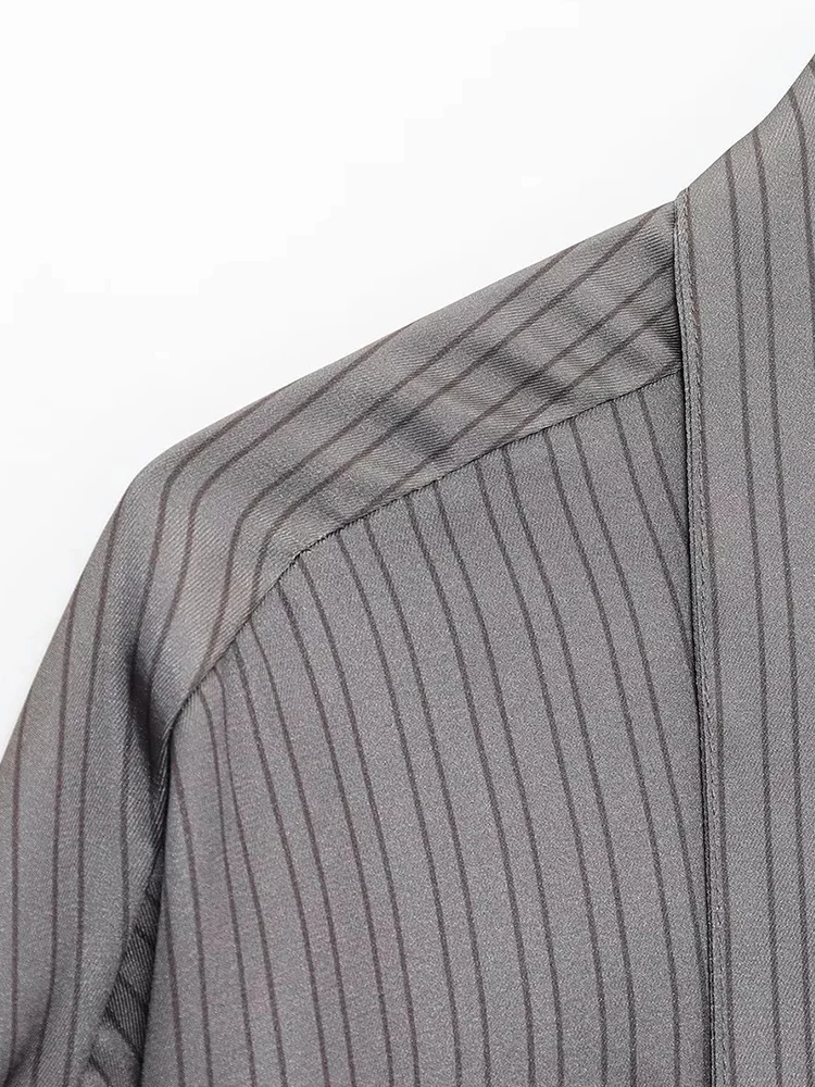 Women’s Striped Loose Long-Sleeve Shirt - Image 3