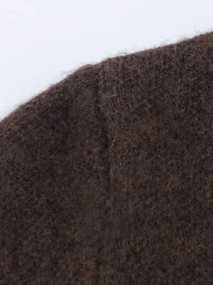 2025 Autumn Retro Spliced Knitted Cardigan - Image 5