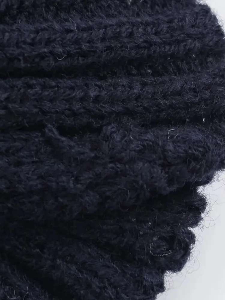 Women’s Solid Round Neck Short-Sleeve Sweater - Image 6