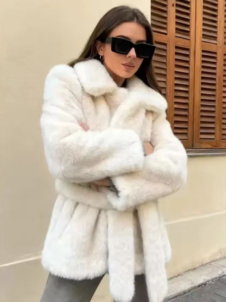 Women’s Chic Faux Fur Outerwear - Image 2