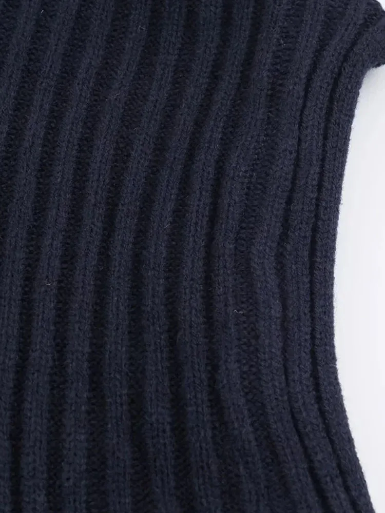 Women’s Solid Round Neck Short-Sleeve Sweater - Image 5