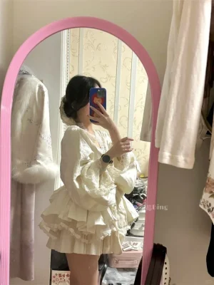 Elegant Summer V-Neck Lace Top