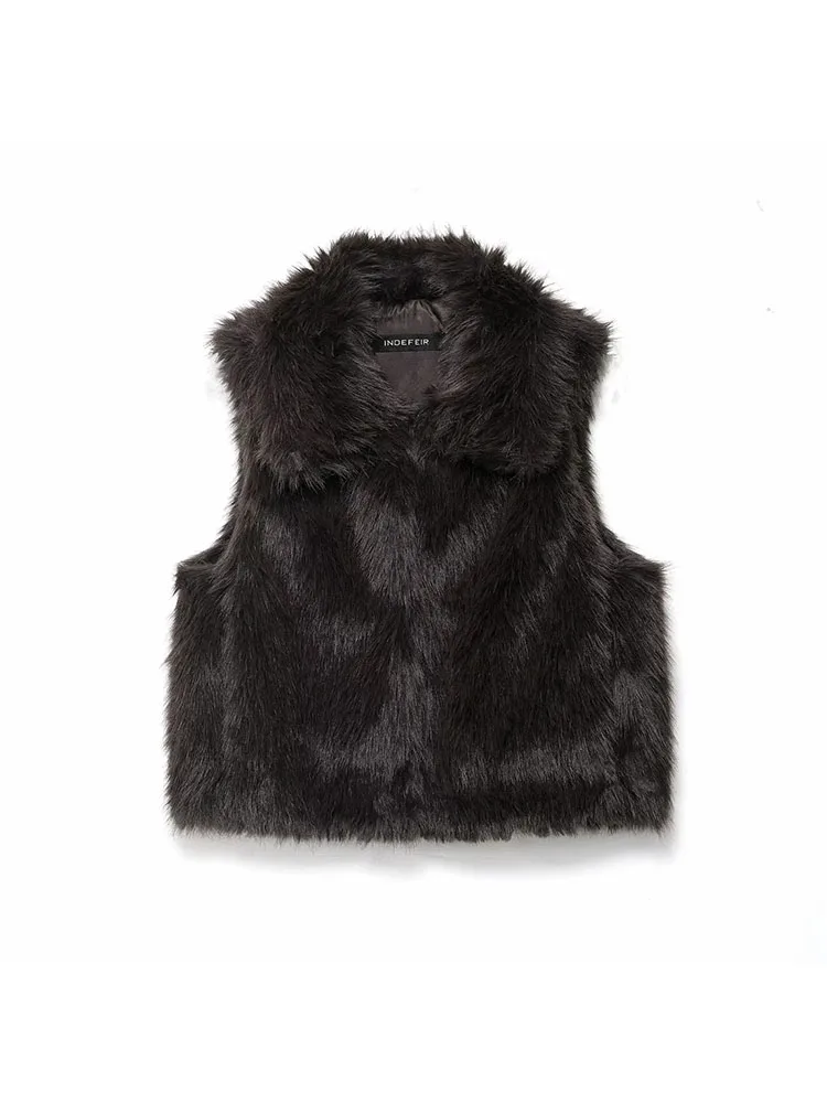 Women’s Warm Sleeveless Fur Jacket - Image 3