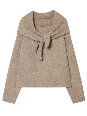 Women’s Cozy Knit Sweater with Scarf