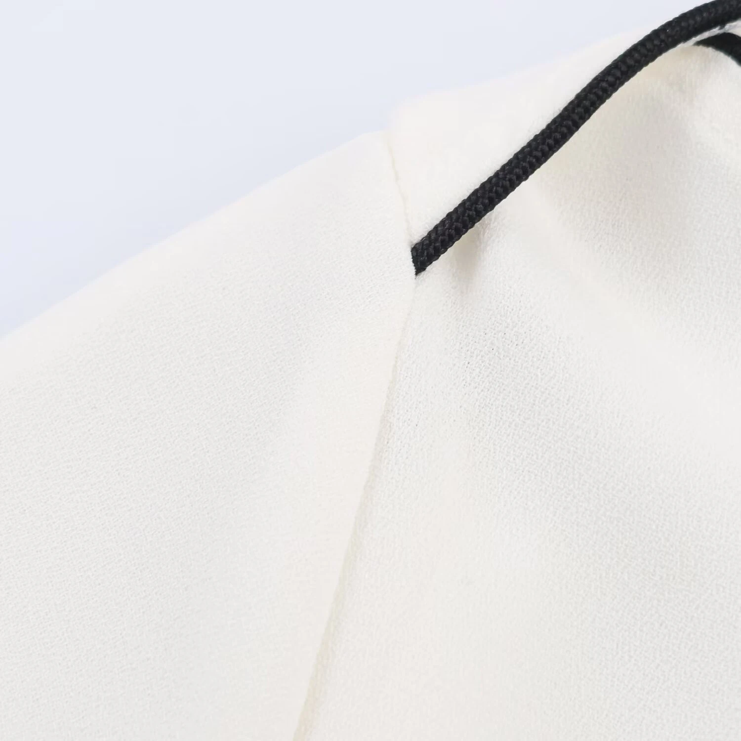 Women’s 2025 Loose Long Sleeve Shirt with Contrast Trim - Image 4