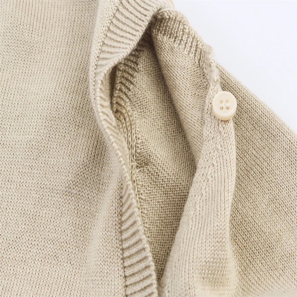 Autumn Button-Detail Detachable Knit Shirt - Image 4