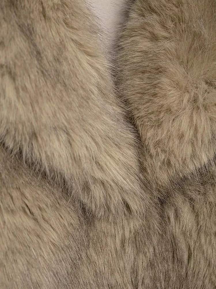 Women’s Gradient Faux Fur Jacket - Image 3