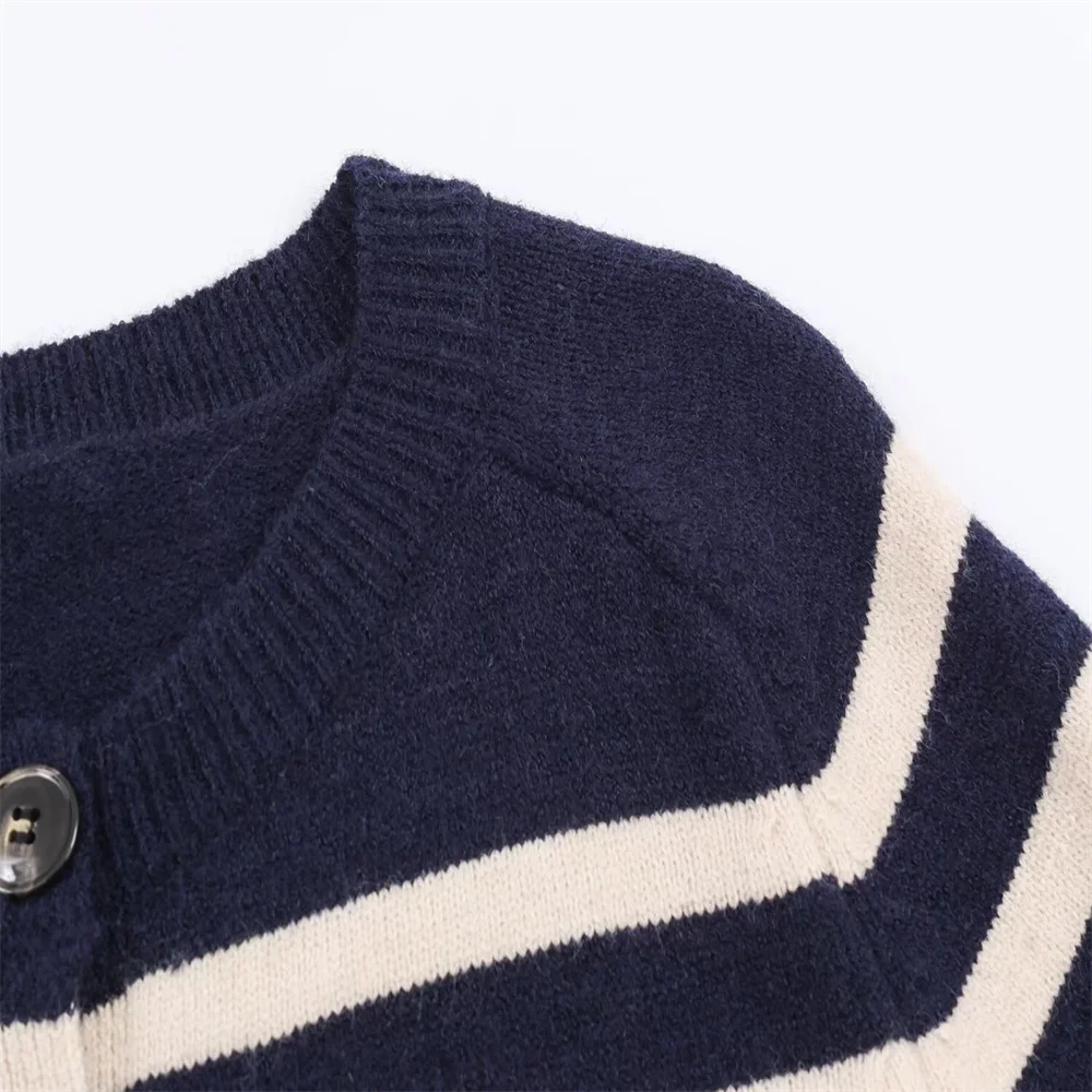 Autumn/Winter Casual Striped Knit Jacket - Image 3