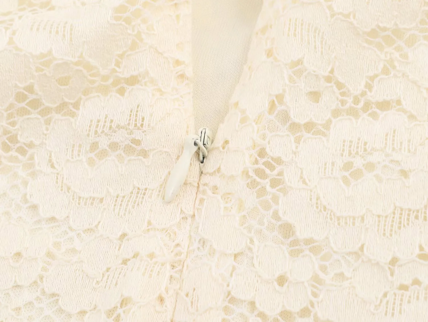 2025 Winter Slim Lace Short Dress - Image 4