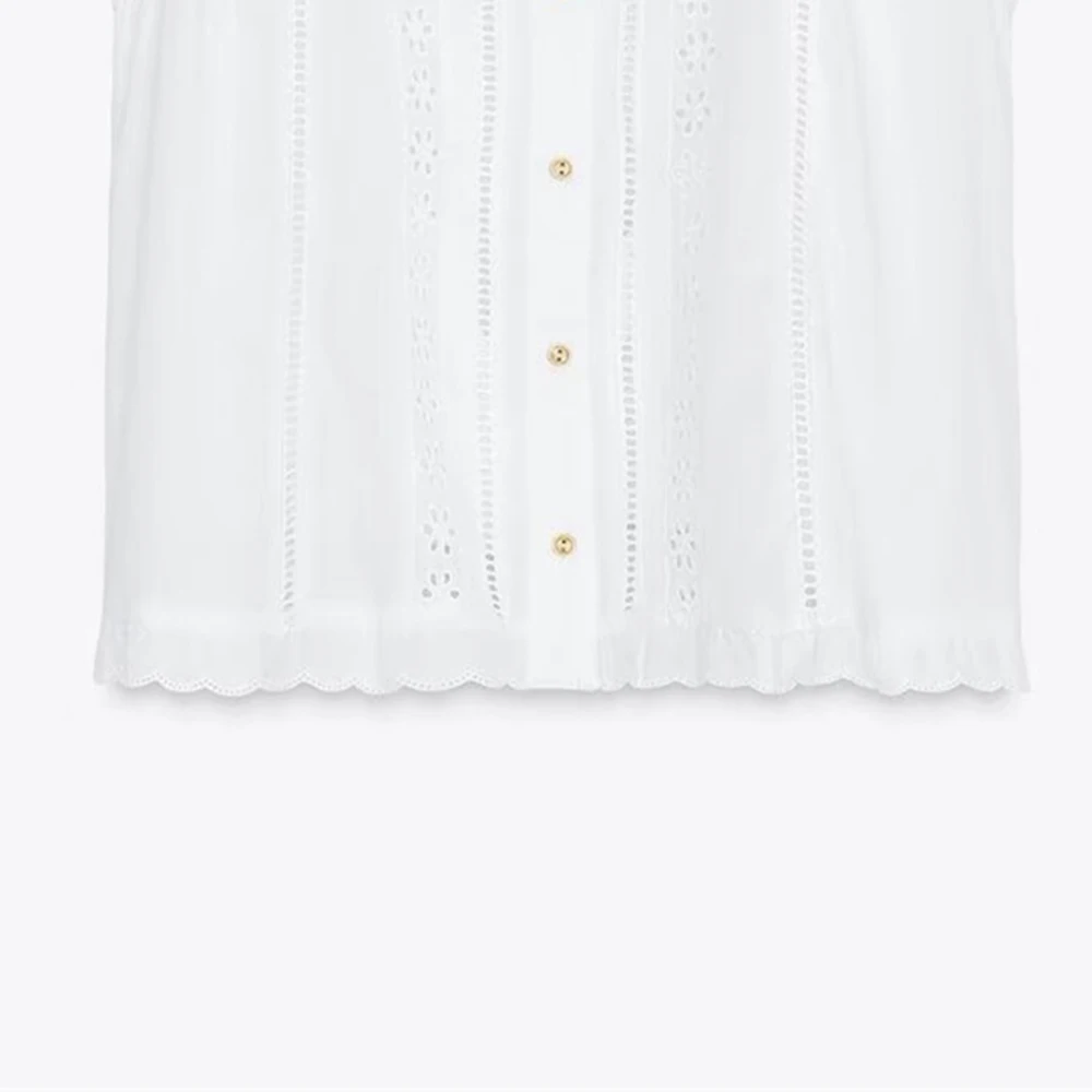 Women’s Lace Hollow Embroidered Sleeveless Tank - Image 6