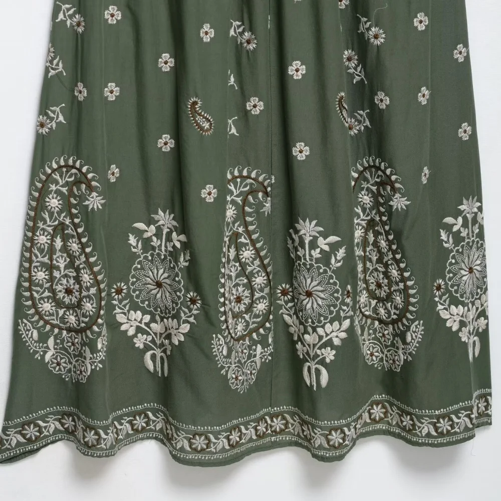 Embroidered Backless V-Neck Midi Dress - Image 5