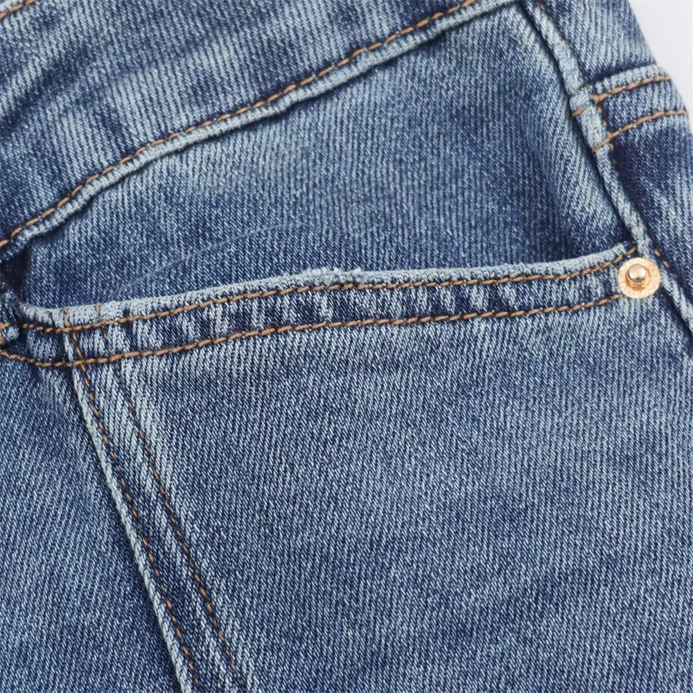 Women’s Mid-Waist A-Line Flared Jeans - Image 6