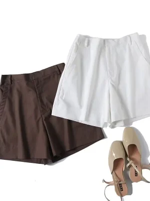Women’s Pleated Waist Commuting Shorts