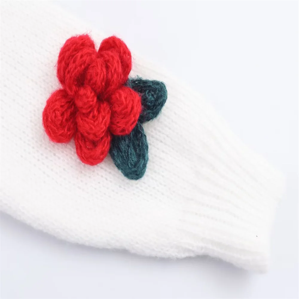 Women’s Autumn Handmade Flower Knit Cardigan - Image 5