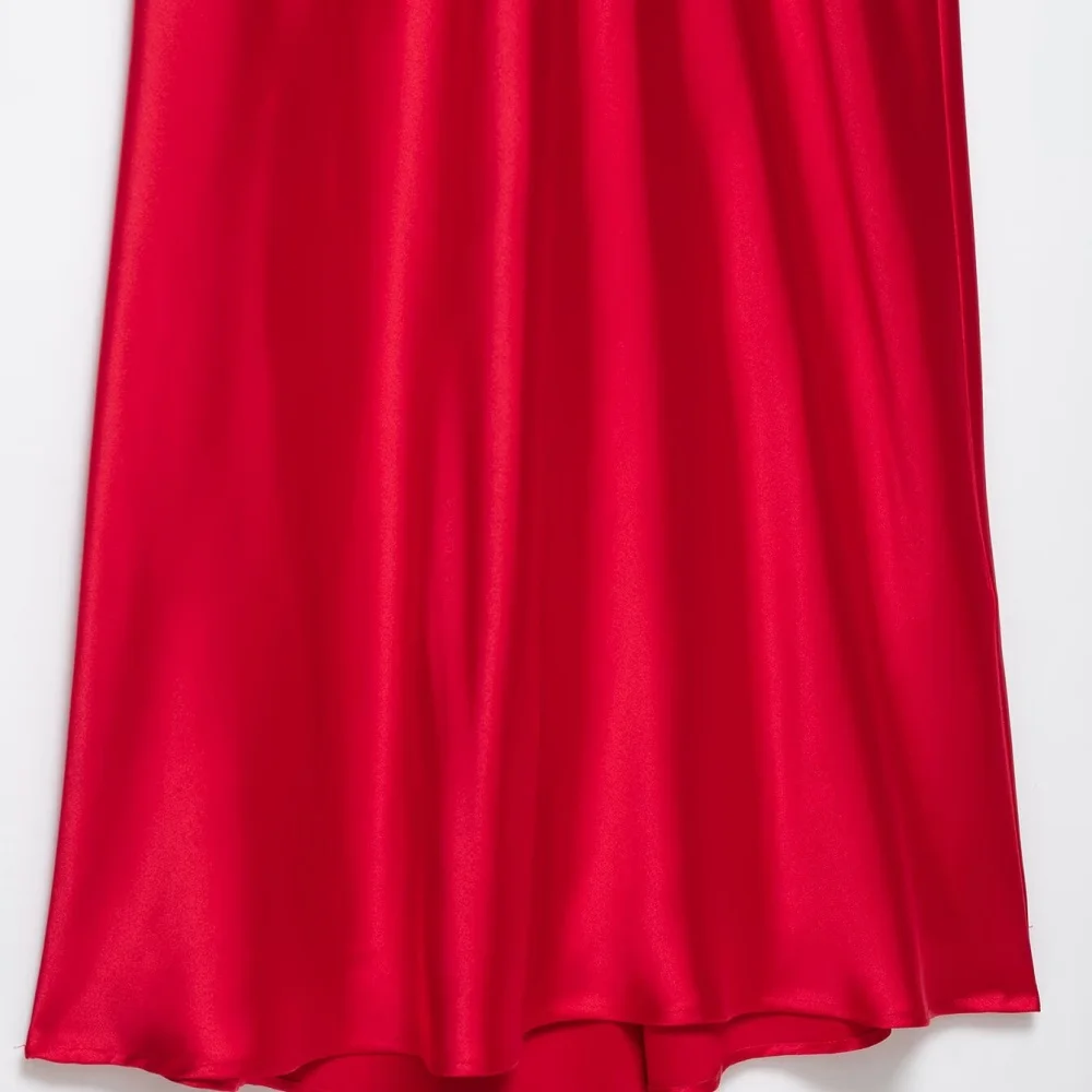 Women’s Silk-Texture Slim Fit Heart Collar Dress - Image 5