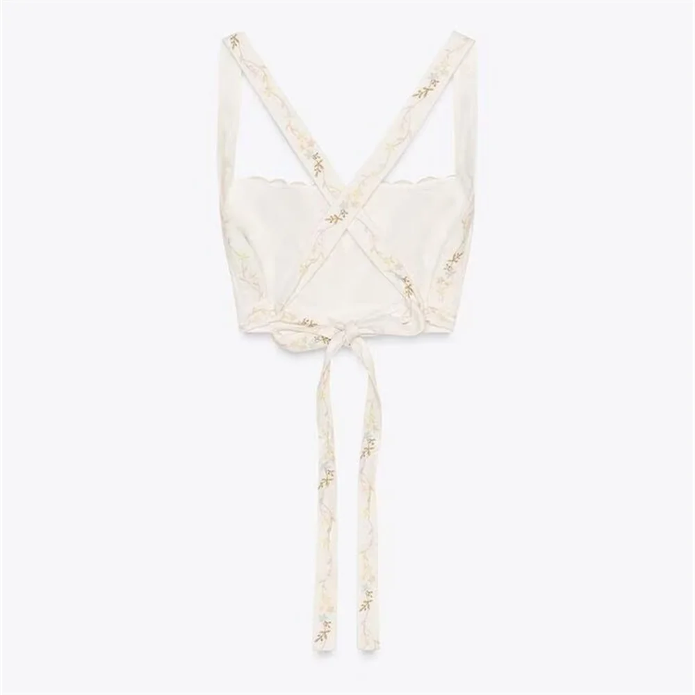 Fashionable Strap Tank Top with Flower Embroidery - Image 2