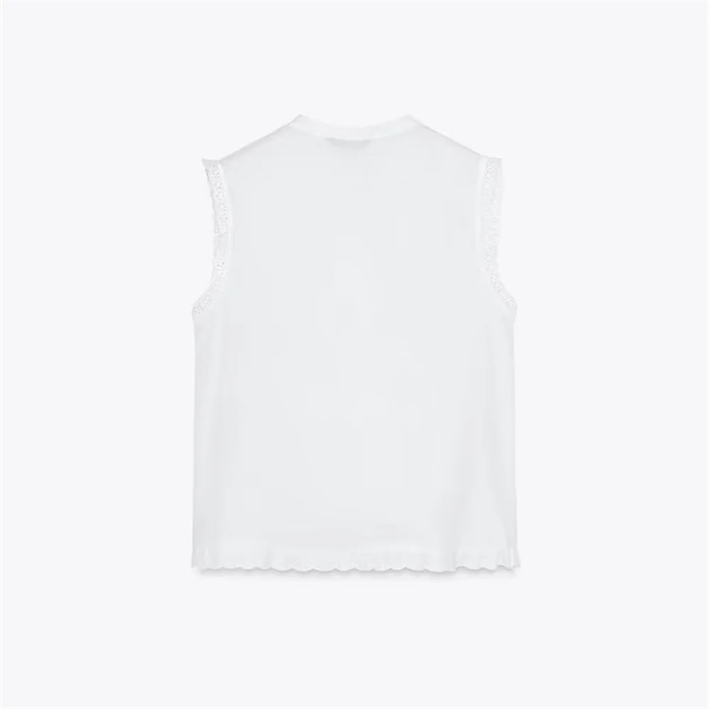 Women’s Lace Hollow Embroidered Sleeveless Tank - Image 4