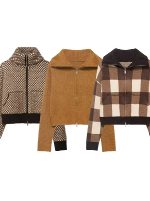 Women’s Knit Cardigan with Turn-Down Collar