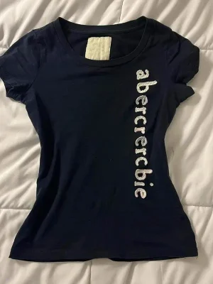 Vintage Spice Girls Embroidered Crop T-Shirt