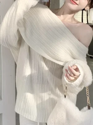 Off Shoulder Elegant Slash Neck Knitwear