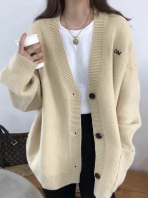 Women’s Oversized Knit Cardigan Sweater