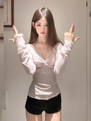 French V-Neck Ruched Slim Top