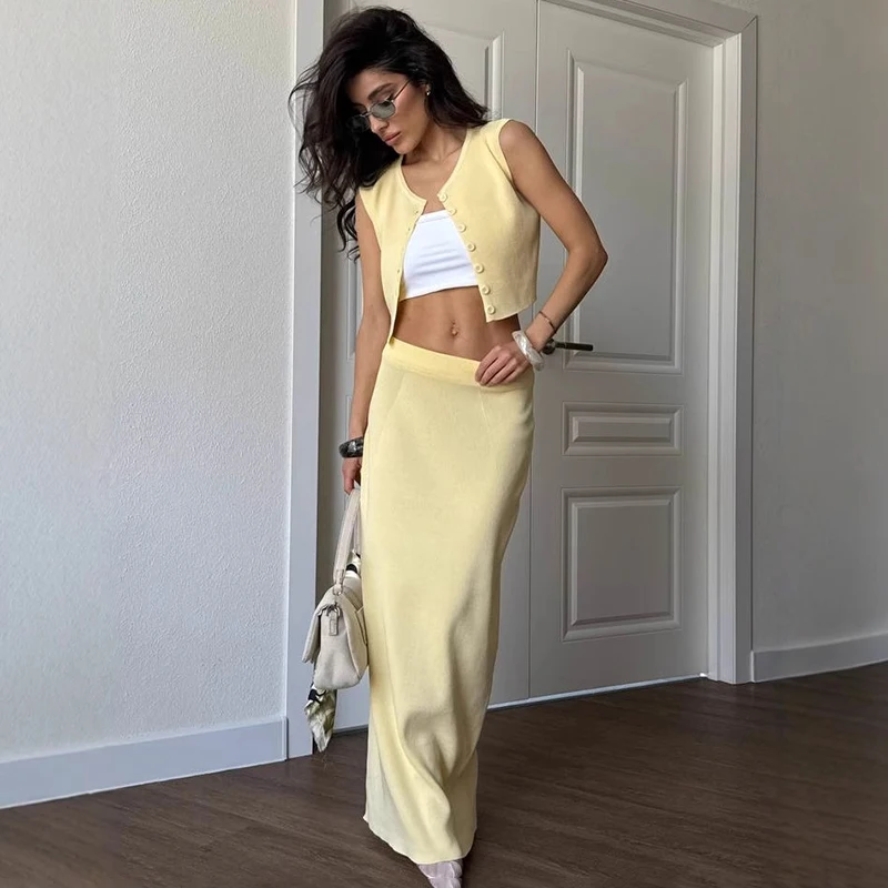 Women’s Sleeveless Skirt Set